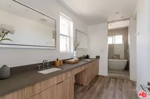 4916 S Centinela Ave, Los Angeles, CA 90066 - Photo 21