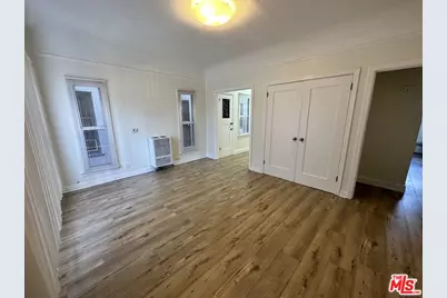 4504 S Hoover St, Los Angeles, CA 90037 - Photo 15