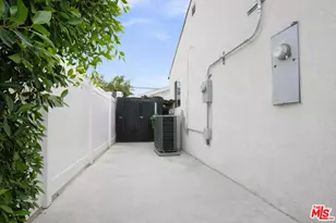10554 Lanark St, Los Angeles, CA 91352 - Photo 19