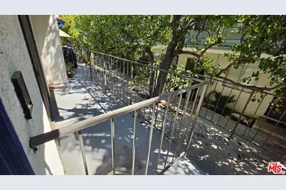 1018 6th St #C, Santa Monica, CA 90403 - Photo 3
