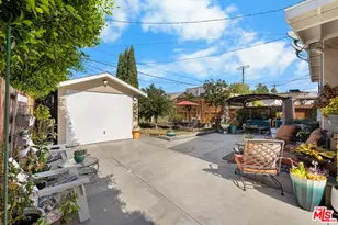 1245 S Muirfield Rd, Los Angeles, CA 90019 - Photo 29