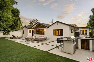 14011 Magnolia Blvd, Sherman Oaks, CA 91423 - Photo 23
