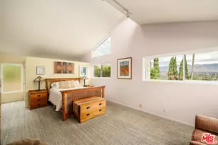 2220 Loveland Dr, Los Angeles, CA 90065 - Photo 29
