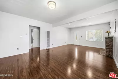 1319 E 75th St, Los Angeles, CA 90001 - Photo 3
