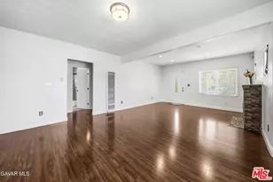 1319 E 75th St, Los Angeles, CA 90001 - Photo 3