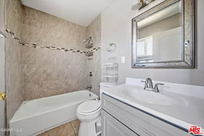 1319 E 75th St, Los Angeles, CA 90001 - Photo 13