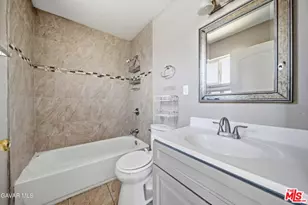 1319 E 75th St, Los Angeles, CA 90001 - Photo 13