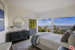 9270 Kinglet Dr, Los Angeles, CA 90069 - Photo 19