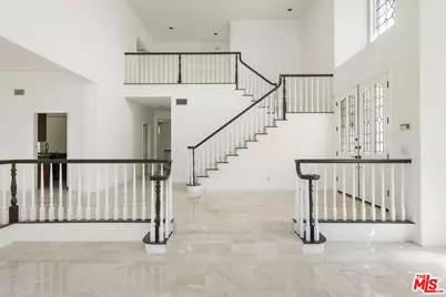 7717 Graystone Dr, Los Angeles, CA 91304 - Photo 17