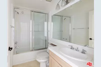 7717 Graystone Dr, Los Angeles, CA 91304 - Photo 63