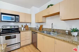 630 W 6th St, Los Angeles, CA 90017 - Photo 13