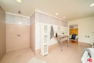 46 Rose Ave, Los Angeles, CA 90291 - Photo 25