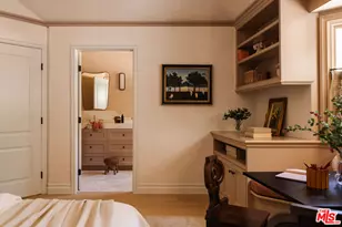 1004 N Bundy Dr, Los Angeles, CA 90049 - Photo 33