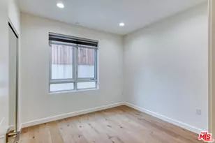 4813 Oakwood Ave, Los Angeles, CA 90004 - Photo 15