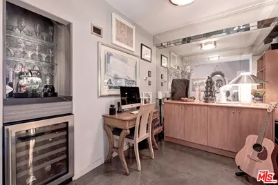 999 N Doheny Dr #1012, West Hollywood, CA 90069 - Photo 3