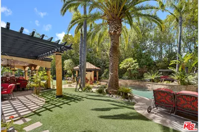 5481 Collingwood Cir, Calabasas, CA 91302 - Photo 23