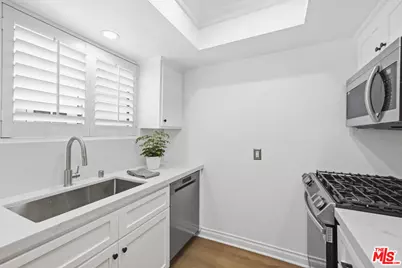 4164 Tujunga Ave #103, Studio City, CA 91604 - Photo 17