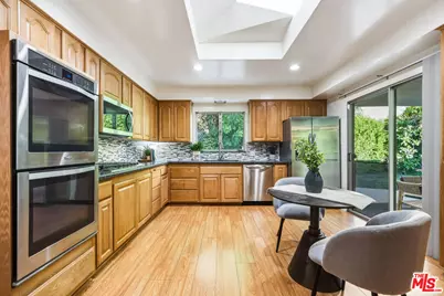 5518 Saloma Ave, Sherman Oaks, CA 91411 - Photo 13