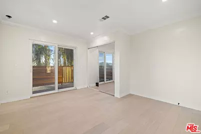 10941 Cardamine Pl, Los Angeles, CA 91042 - Photo 11