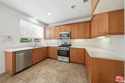1021 Topaz Ln, Gardena, CA 90247 - Photo 19