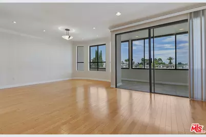 4443 Ventura Canyon Ave #304, Sherman Oaks, CA 91423 - Photo 35