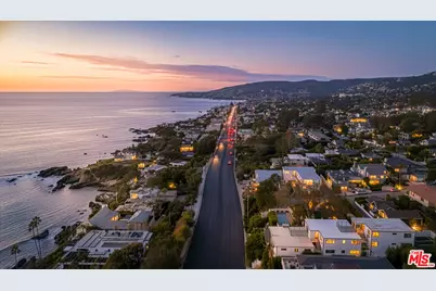 2442 S Coast Highway #8, Laguna Beach, CA 92651 - Photo 17