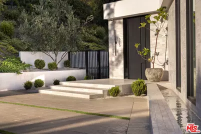 525 Arkell Dr, Beverly Hills, CA 90210 - Photo 3