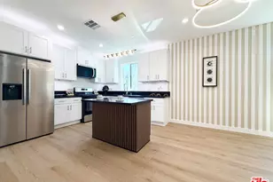 4627 Rosewood Ave, Los Angeles, CA 90004 - Photo 11