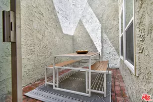 4241 Colfax Ave, Los Angeles, CA 91604 - Photo 15