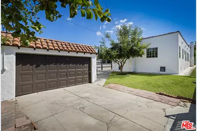 5001 Buchanan St, Los Angeles, CA 90042 - Photo 25