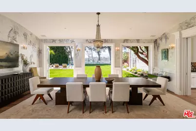 773 Amalfi Dr, Pacific Palisades, CA 90272 - Photo 3
