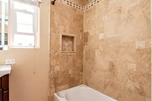 359 Blackshear Ave, Los Angeles, CA 90022 - Photo 17