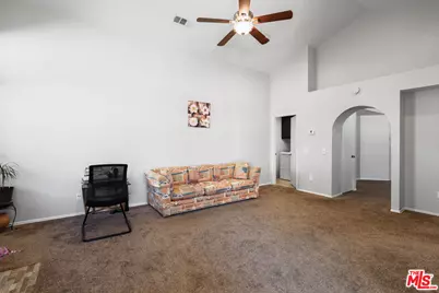 37519 Rose St, Palmdale, CA 93552 - Photo 15