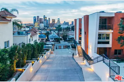 1015 Figueroa Ter #22, Los Angeles, CA 90012 - Photo 1