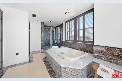 520 S Kingsley Dr #Ph1, Los Angeles, CA 90020 - Photo 47