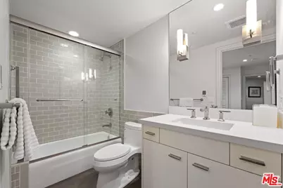 701 Ocean Ave #110, Santa Monica, CA 90402 - Photo 29
