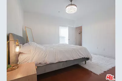 1025 Dewey Ave #205, Los Angeles, CA 90006 - Photo 13
