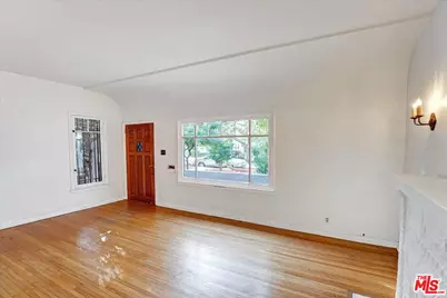 1286 S Cloverdale Ave, Los Angeles, CA 90019 - Photo 33