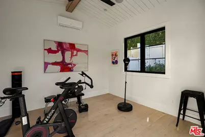 5124 Calvin Ave, Los Angeles, CA 91356 - Photo 33