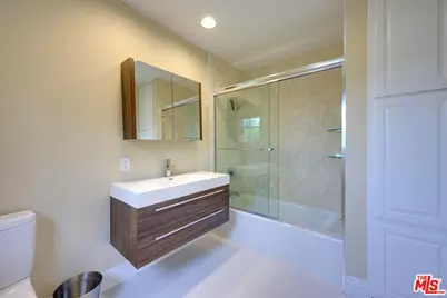 18519 Linnet St, Los Angeles, CA 91356 - Photo 29