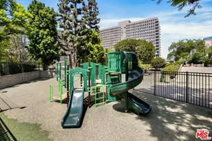 800 W 1st St, Los Angeles, CA 90012 - Photo 27