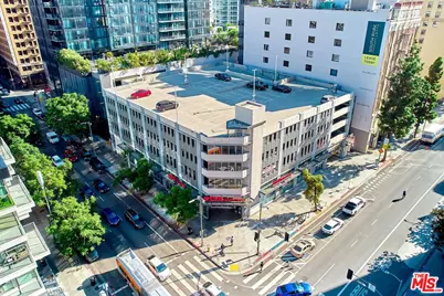 801 S Grand Ave #2106, Los Angeles, CA 90017 - Photo 25