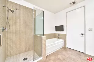 801 S Grand Ave, Los Angeles, CA 90017 - Photo 9