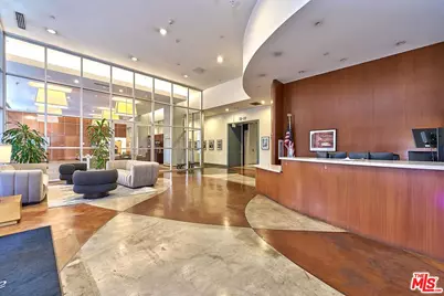 801 S Grand Ave #2106, Los Angeles, CA 90017 - Photo 19