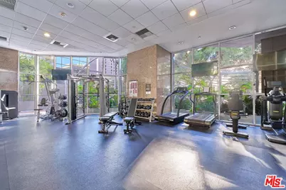 801 S Grand Ave #2106, Los Angeles, CA 90017 - Photo 17
