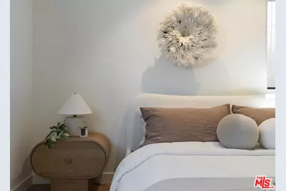 923 N Hilldale Ave, West Hollywood, CA 90069 - Photo 33