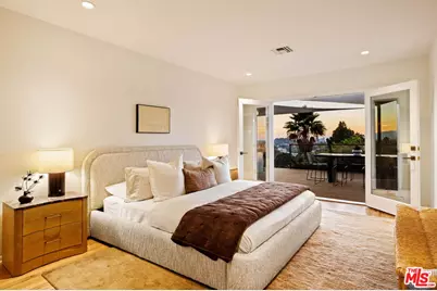 2111 Hollyvista Ave, Los Angeles, CA 90027 - Photo 31