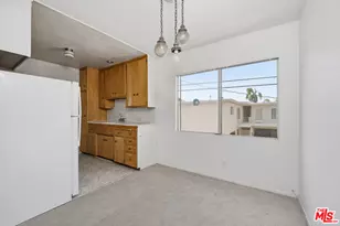 1631 Granville Ave, Los Angeles, CA 90025 - Photo 15