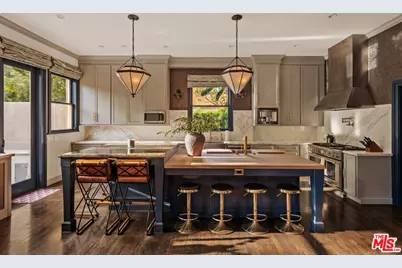 601 S Windsor Blvd, Los Angeles, CA 90005 - Photo 13