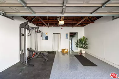 1941 Midvale Ave, Los Angeles, CA 90025 - Photo 35